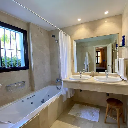 Apartment Privilegio De Marbella, Blq 2 Bajo D Marbella